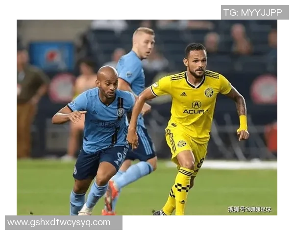 六月十四日哥伦布队对阵亚特联足球精彩赛事回顾与分析